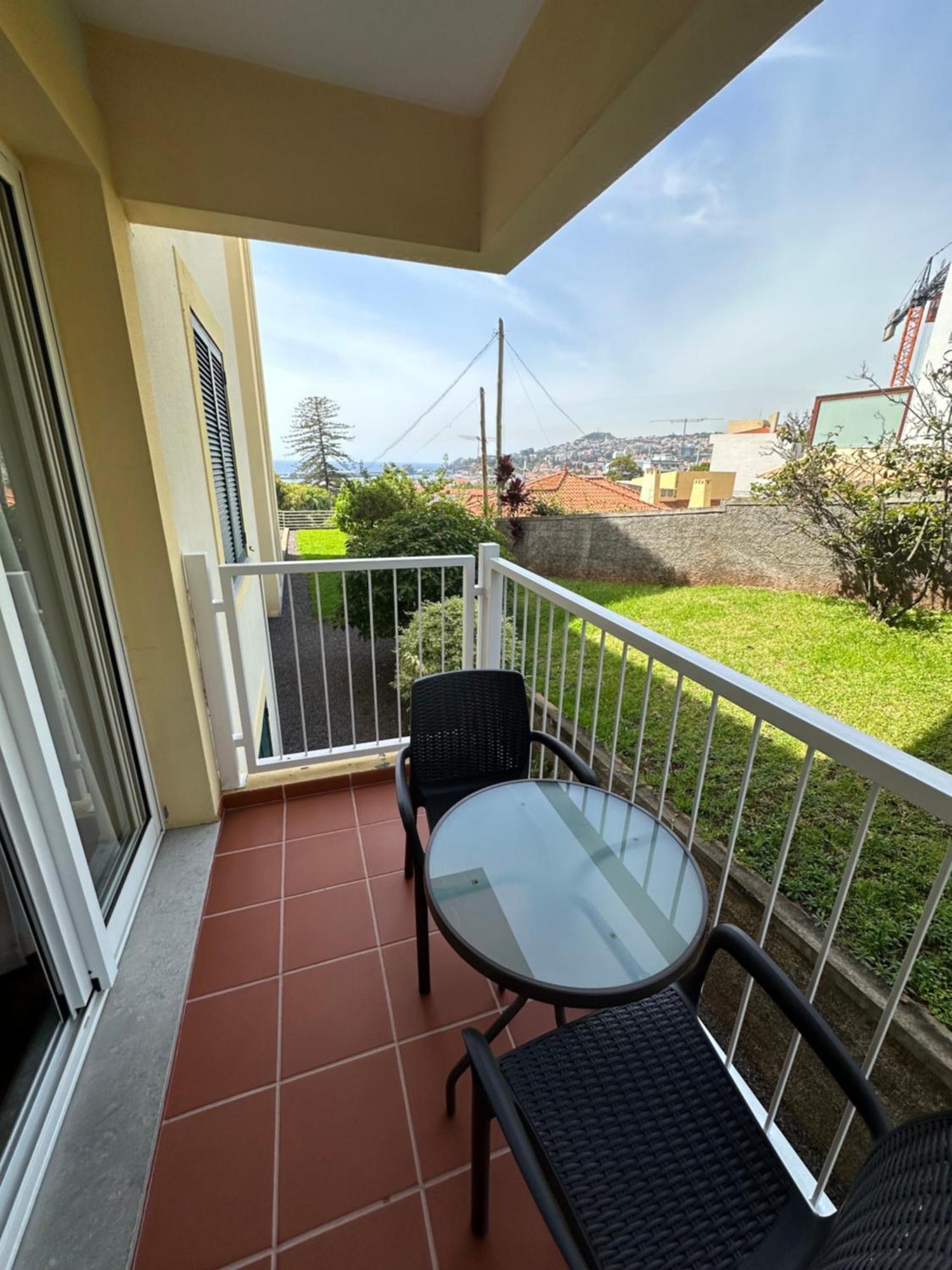 Apartamento Santiago I ฟุงชาล ภายนอก รูปภาพ